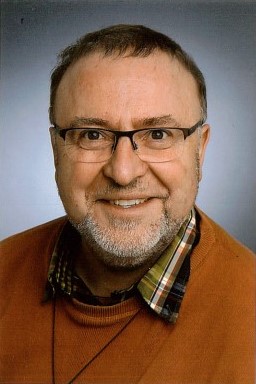 Pfarrer Josef Mayer