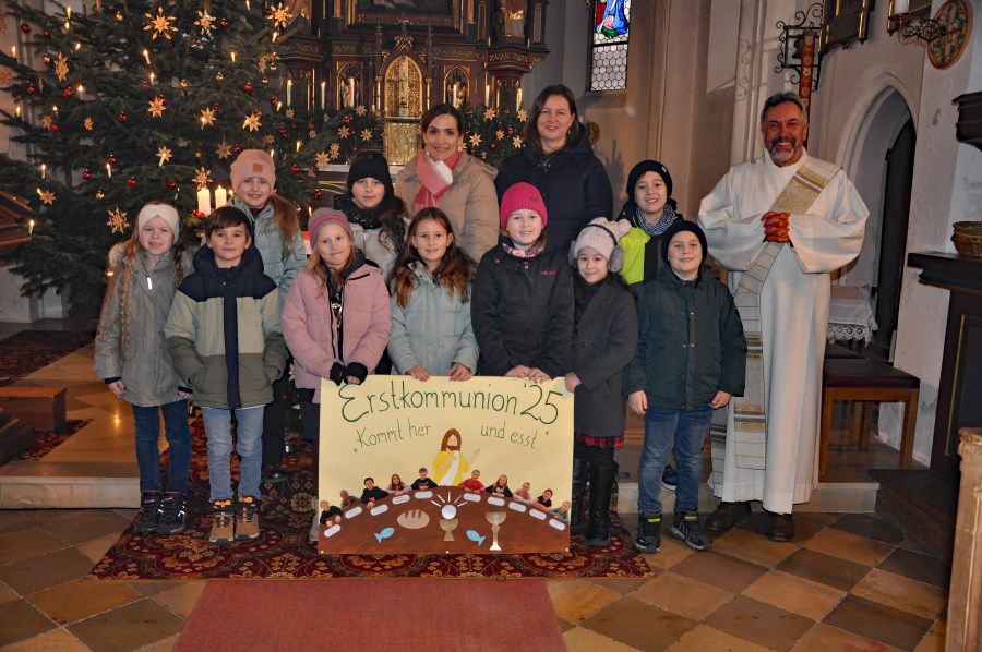 Vorstellung der Erstkommunionkinder in Pauluszell