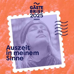 Junge Frau genießt