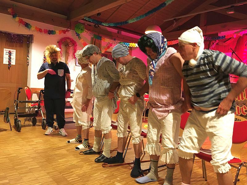 Gute Stimmung beim Pfarrfasching am 14.02.25 in St. Pius X.