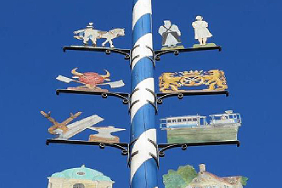 Segnung Maibaum am Rotkreuzplatz