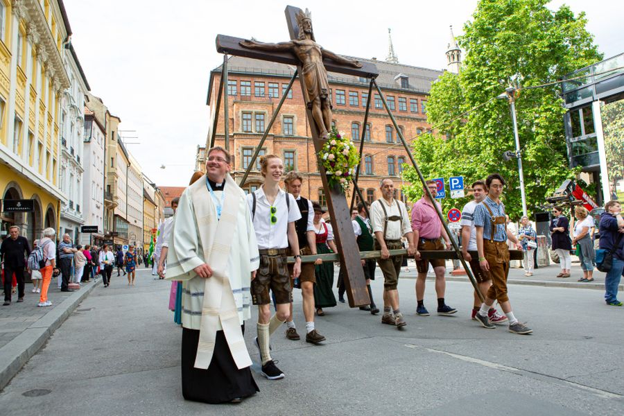 Fronleichnamsprozession 2019 durch München