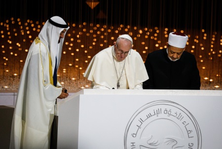 Unterzeichnung der Erklärung von Abu Dhabi 2019