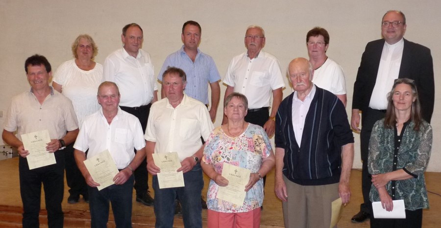 die Geehrten vom Pfarrverband Neumarkt St. Veit