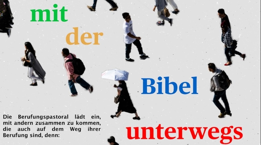 Slider mit der Bibel unterwegs