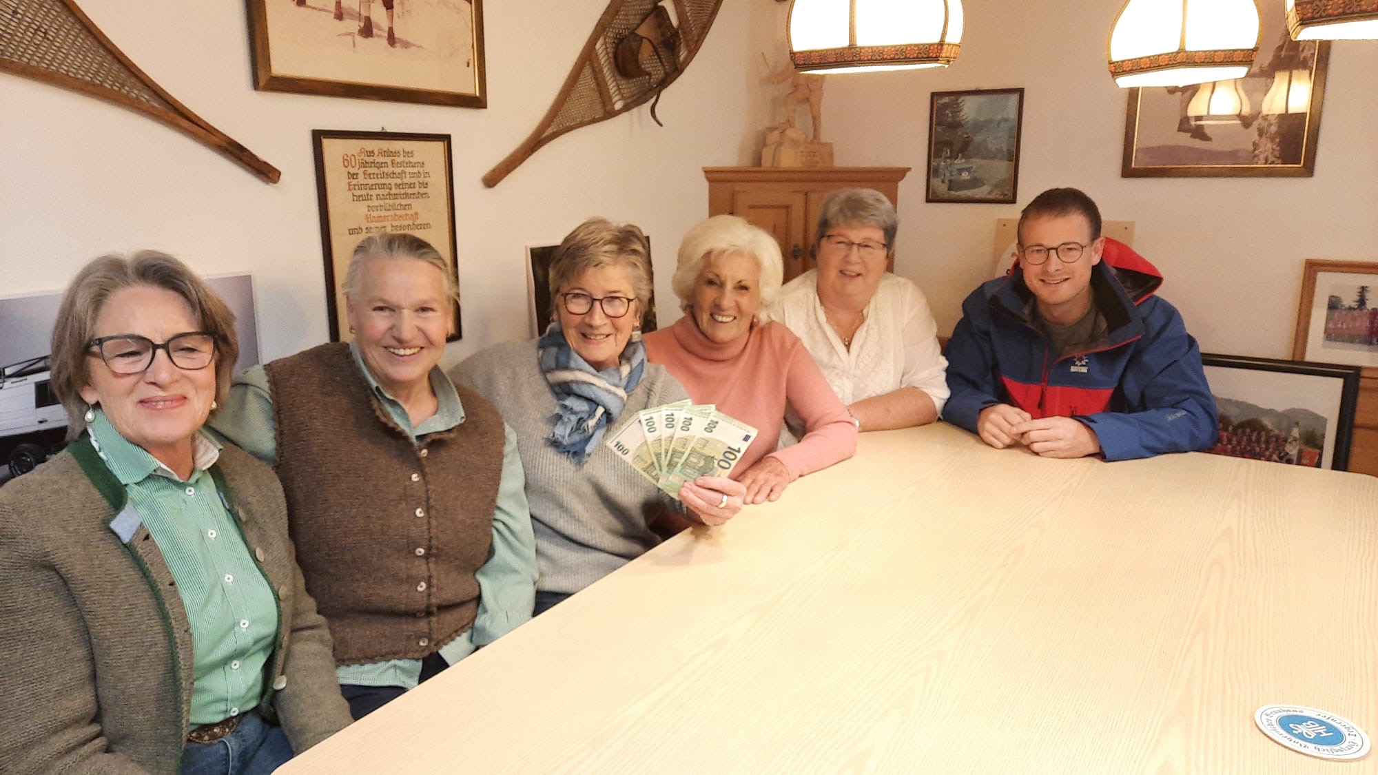 Spendenübergaben