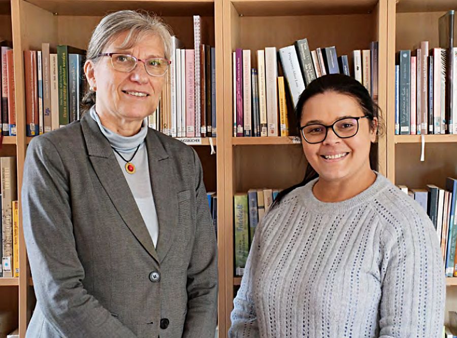 Die Sozialpädagogin Susanne Lorenz (l.) und ihre Nachfolgerin, die Psychologin Nicole Oehler (rechts).
