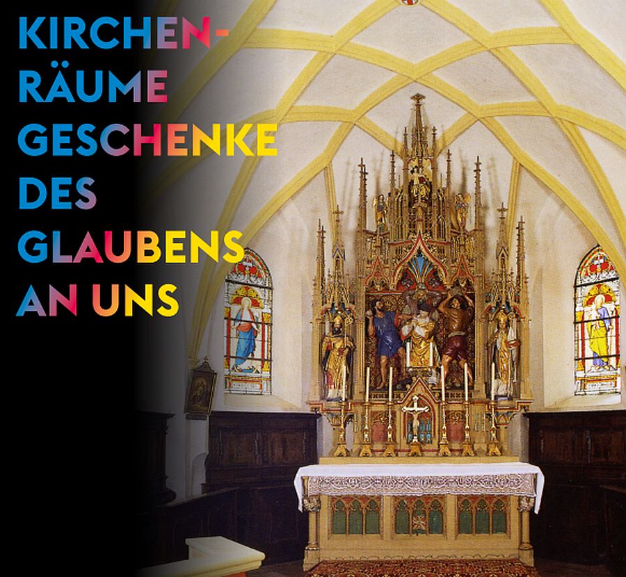 Motiv eines Kirchenraums mit Altarbild zum Tag des offenen Denkmals