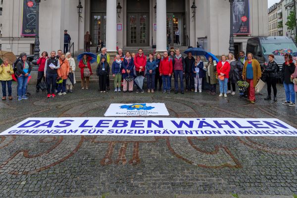 Teilnehmer der Aktion auf dem Gärtnerplatz.