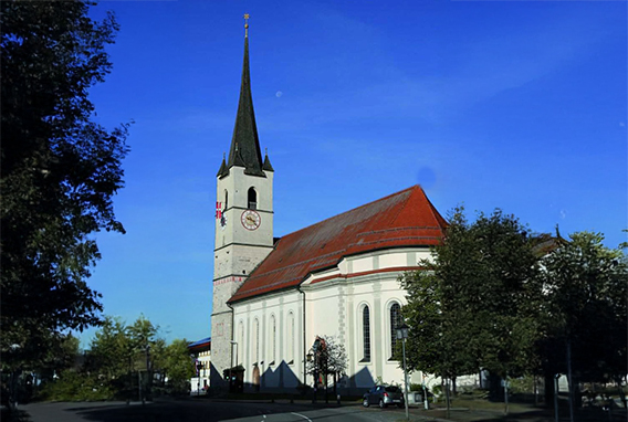 Pfarrkirche Mariä Himmelfahrt Halfing