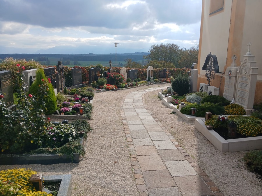Alter Friedhof Höslwang