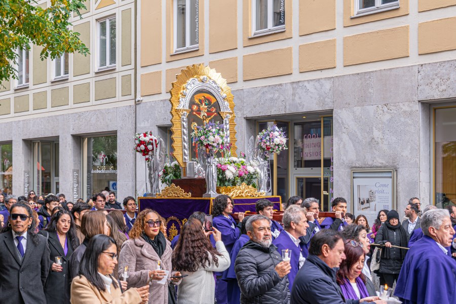 Procesión - Senor de los Milagros 19.10.25