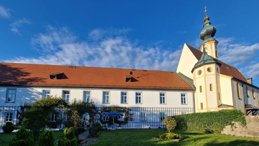 Ansicht von Süden Konvent und Kirche