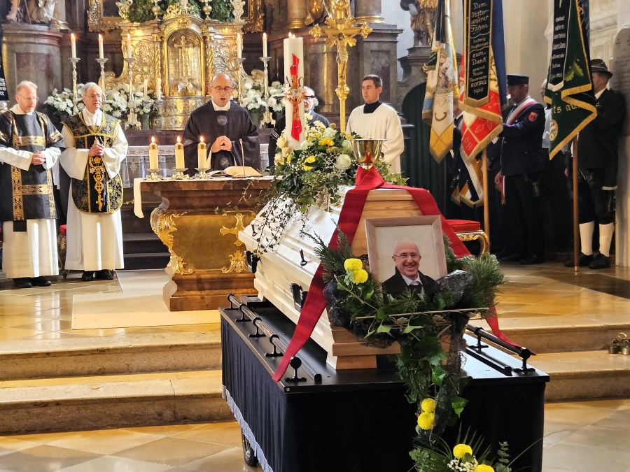 Requiem Simon Mösenlechner