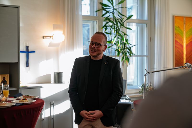 Pfarrer Emslander bei der Mitarbeitendenehrung 2025