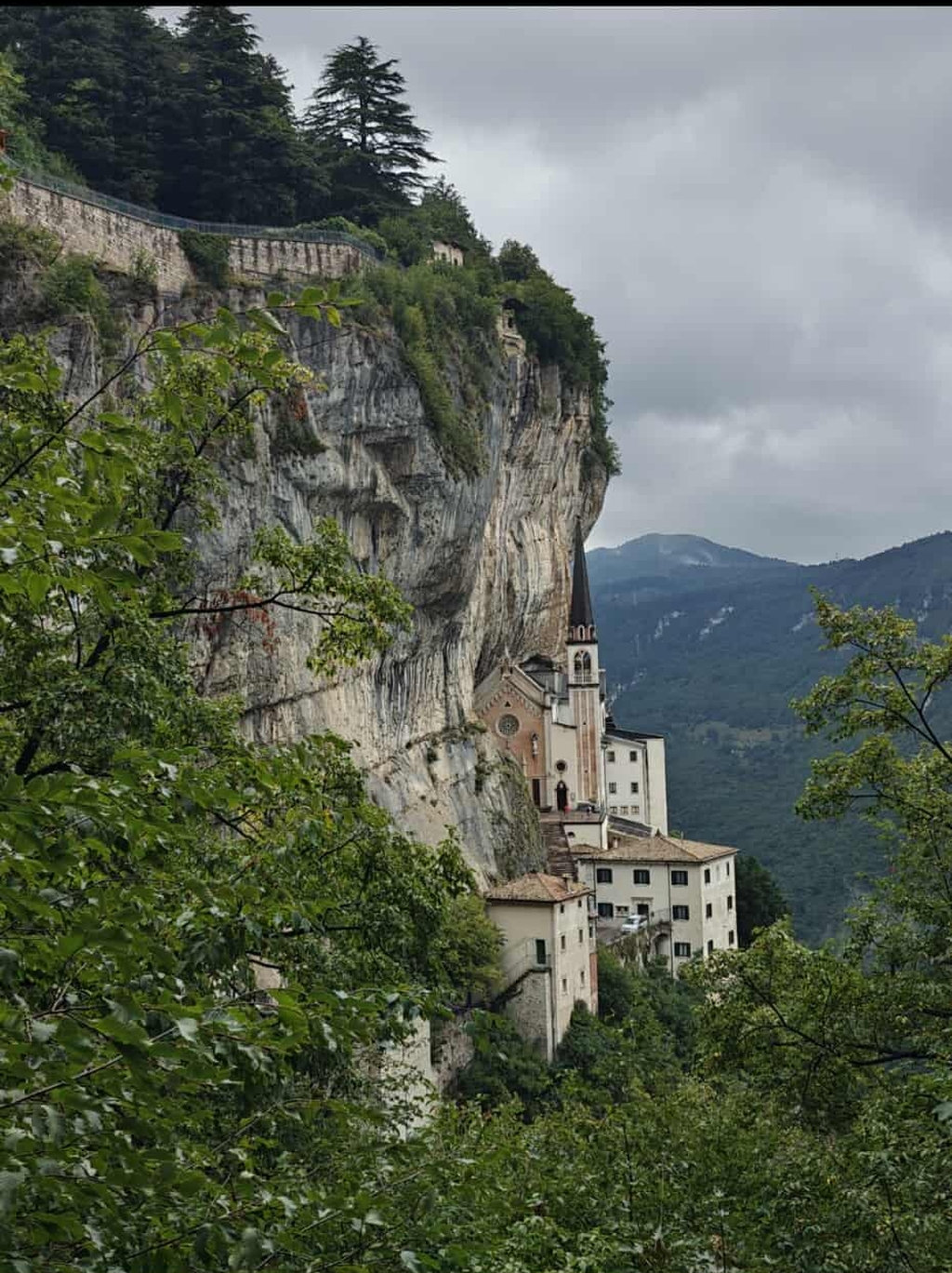 Madonna della Corona