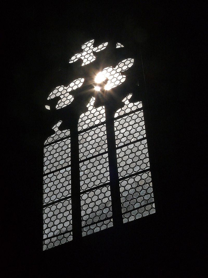 Kirchenfenster<br/>Licht<br/>Adventskalender