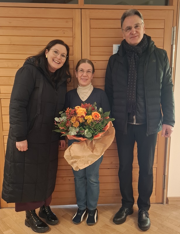 Auch Verbundleitung Franziska Götz und Pfarrer Gregor Bartkowski verabschiedeten sich von Elisabeth Beibl.