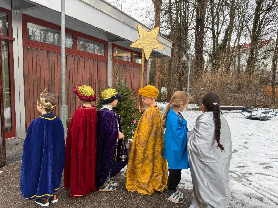 Kinder als Sternsinger