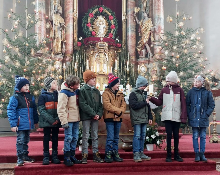 Vorstellung-Erstkommunionkinder-Inzell-1