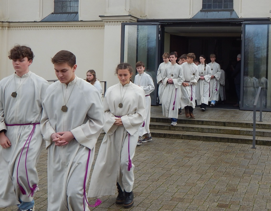 Auszug nach dem Festgottesdienst
