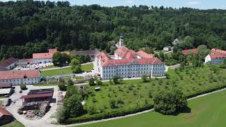 Platzhalter-Bild fuer YouTube-Video